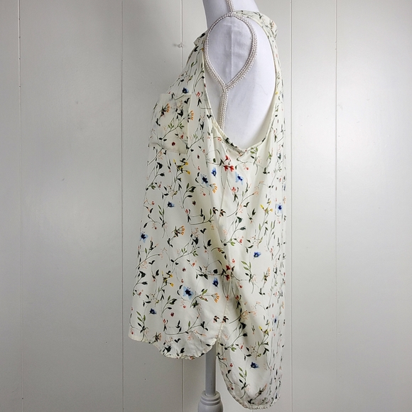 Just Living floral button front tank top size medium - Picture 3 of 10